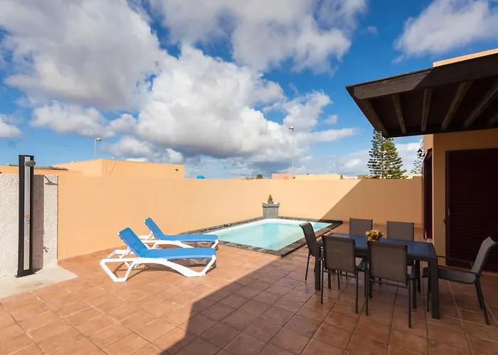 Home2book Isla Lagoa, Private Pool Вилла Ла-Олива