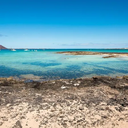 Home2book Isla Lagoa, Private Pool ラ・オリーバ