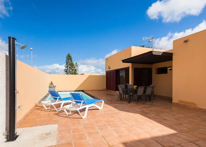Home2book Isla Lagoa, Private Pool 别墅 *